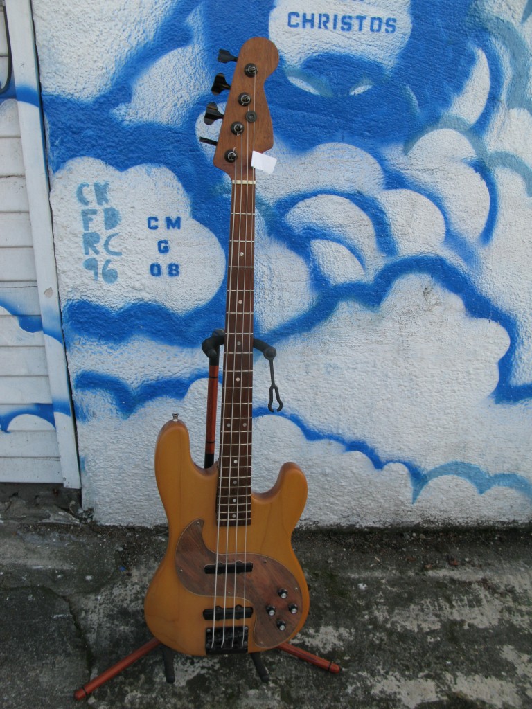 Custom Subway S Bass