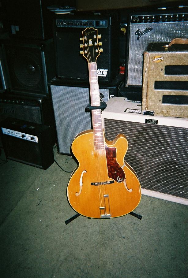 1950 NY Epiphone Triumph (like Gibson L-7) all carved $3100 orginal case