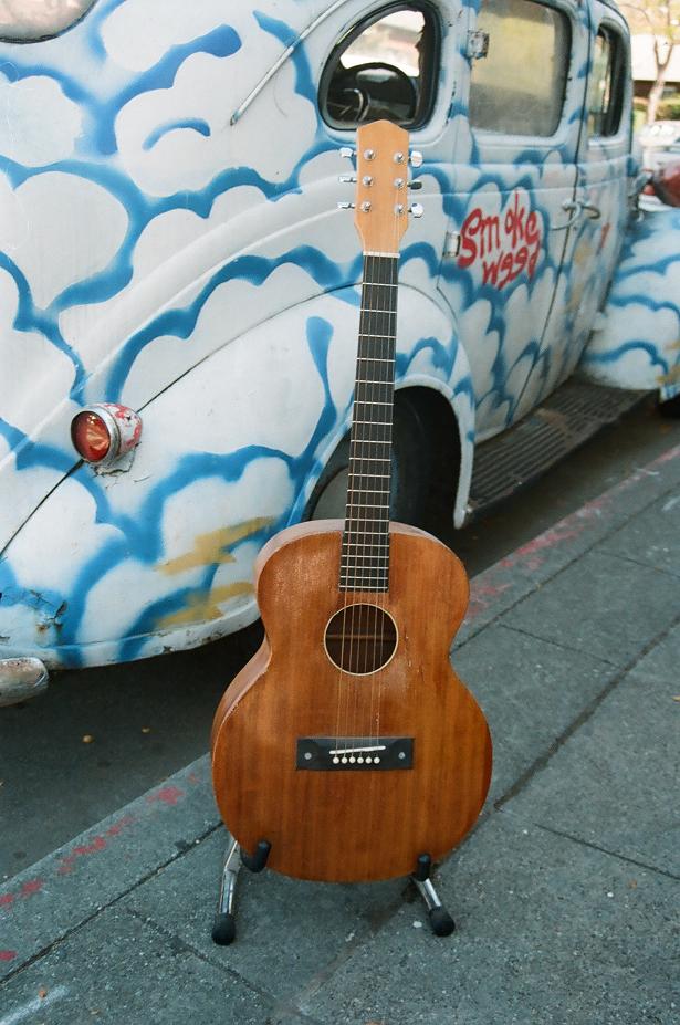 '50's solid mahogany Harmony Hourglass