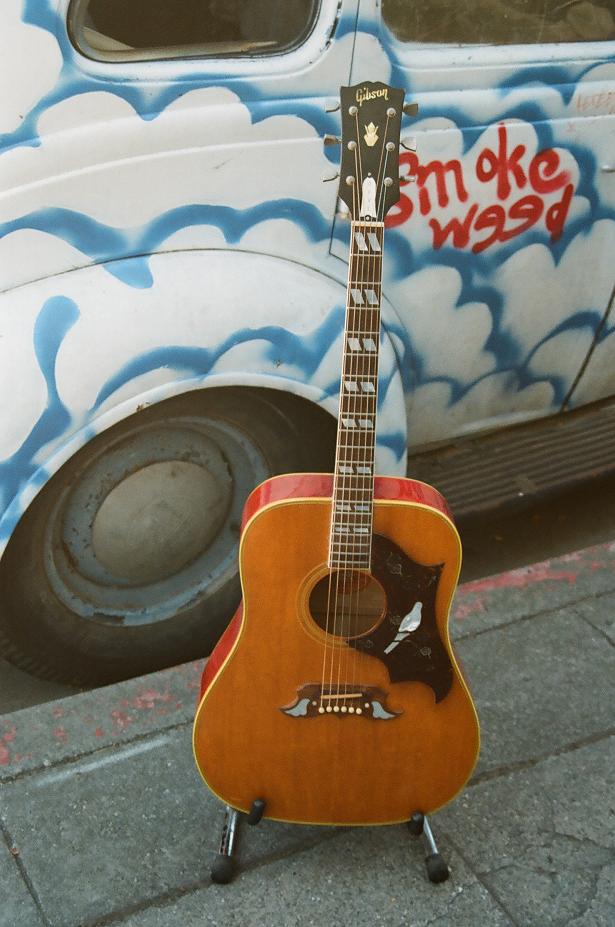 '60's Gibson Dove