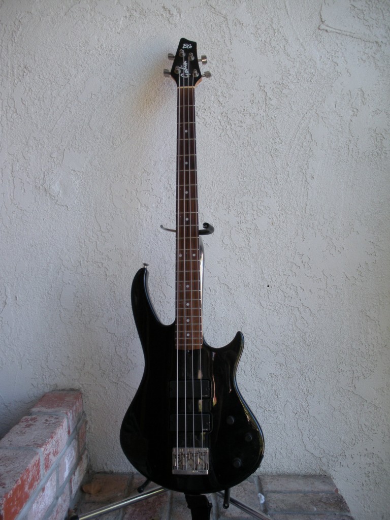 Godin BG4 $450