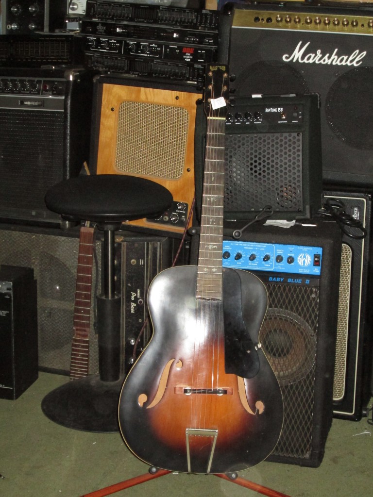 1940's Harmony Supertone archtop, reset neck, compensated ebony bridge $400