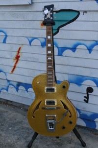 Italia 50's rockabilly Elvis The Pelvis style w' “Bigsby” $600