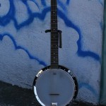 6 string banjo $250