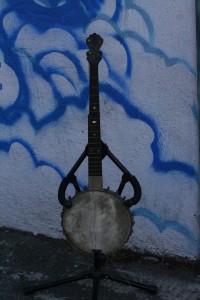 old banjo "The Celebrated Benary" will fix