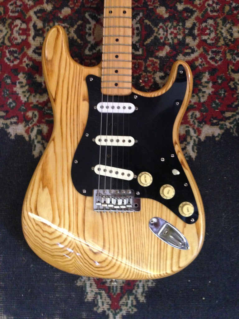 Pre-lawsuit Ibanez strat 800