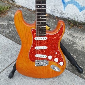 Subway custom strat USA Fender corona body lite ash warmoth rosewood birdseye maple v neck VHT pickups $ $700