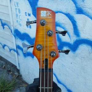 Ibanez active Humbucking bass flame cup $350