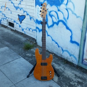 Subway custom 5 string Tele bass super flame top, Birdseye maple Mark Johnson neck Alembic pickups Bartolini preamp $900