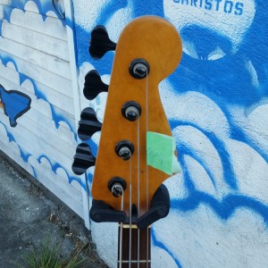 Subway jizzblaster bass styled like 63 Danelectro large scale bass although a Fender neck - 2 tubes with series parallel + phaze reverse push pull pots $600