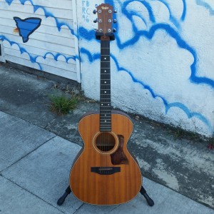 1996 000-18 Taylor all mahogany 412M $1900