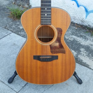 1996 000-18 Taylor all mahogany 412M $1900